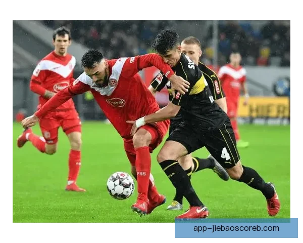 FC天堂与格兰沙冈奈激战0-0 平局背后展现战术博弈与防守稳健